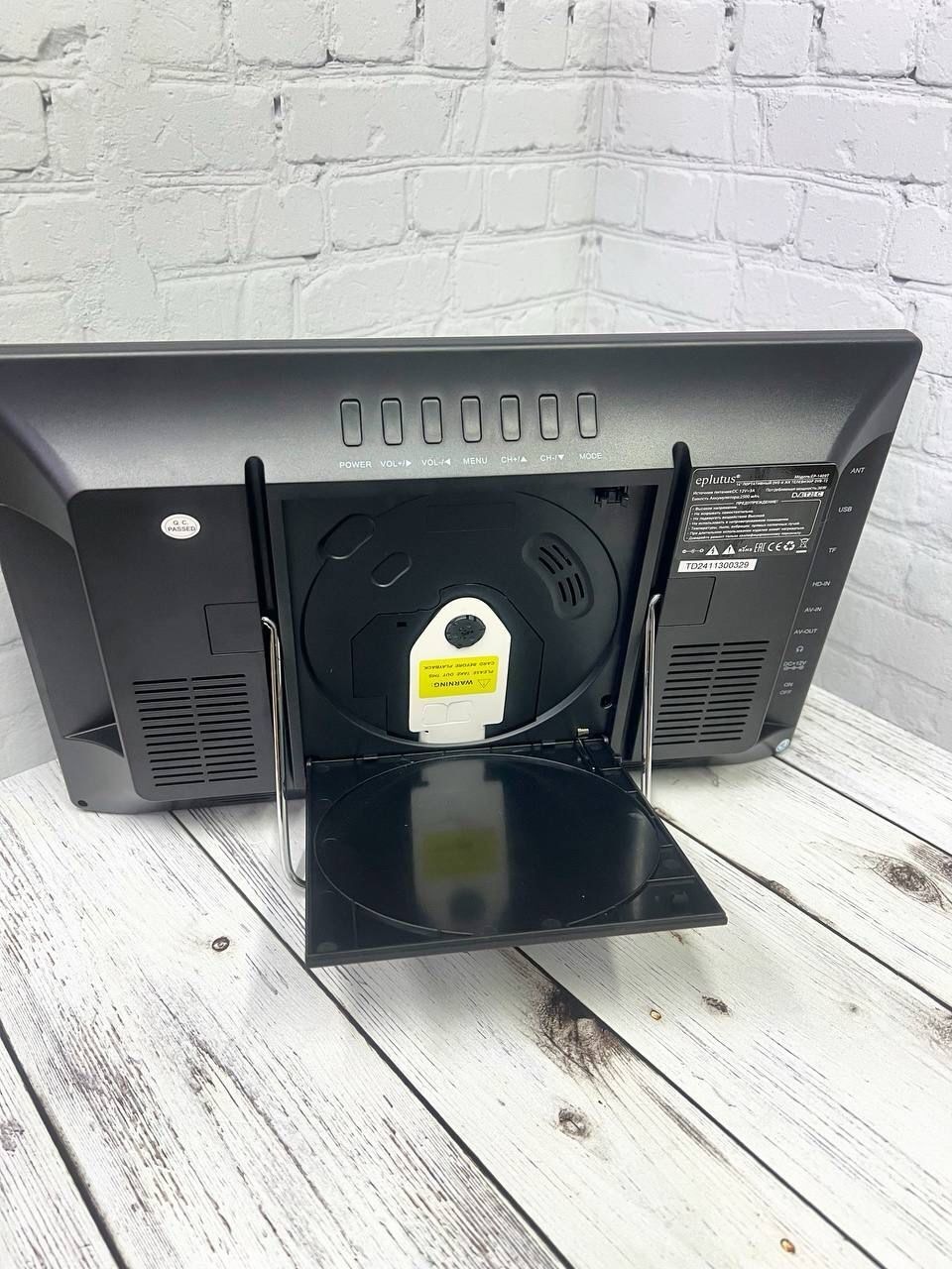  Портативный DVD плеер Eplutus EP-1409Т с DVB-T2 тюнером и FM радио фото-3