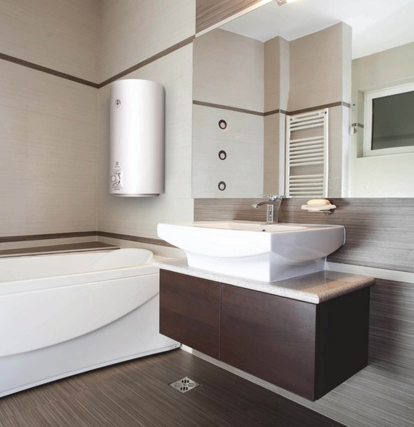 Водонагреватель Electrolux EWH 150 AXIOmatic фото-3