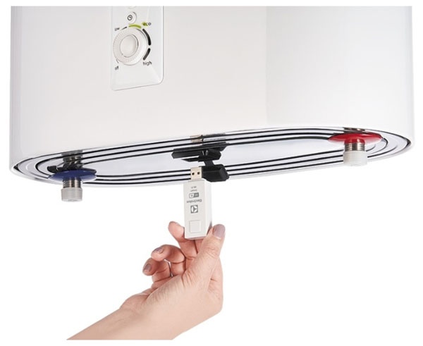 Водонагреватель Electrolux EWH 30 Centurio IQ 2.0 фото-3