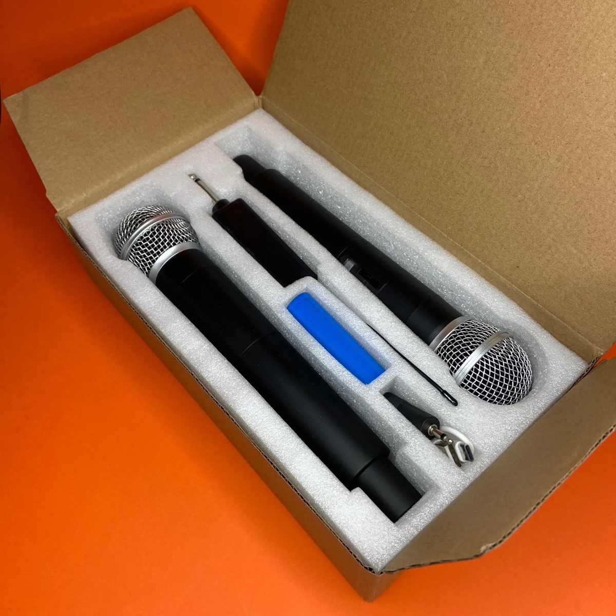 Комплект беспроводных микрофонов для вокала и караоке + приёмник T002 фото-3